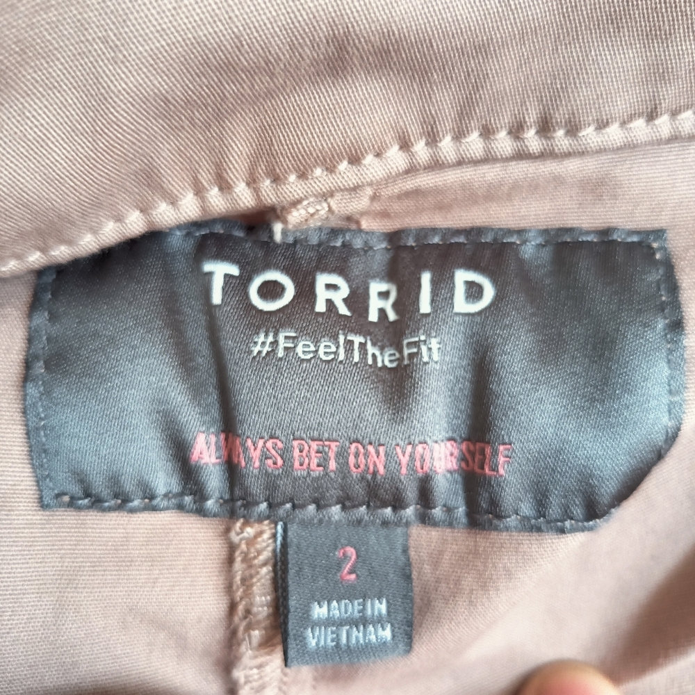 Torrid Cotton Cropped Jacket Chest Pockets size 18-20 - Picture 5 of 17